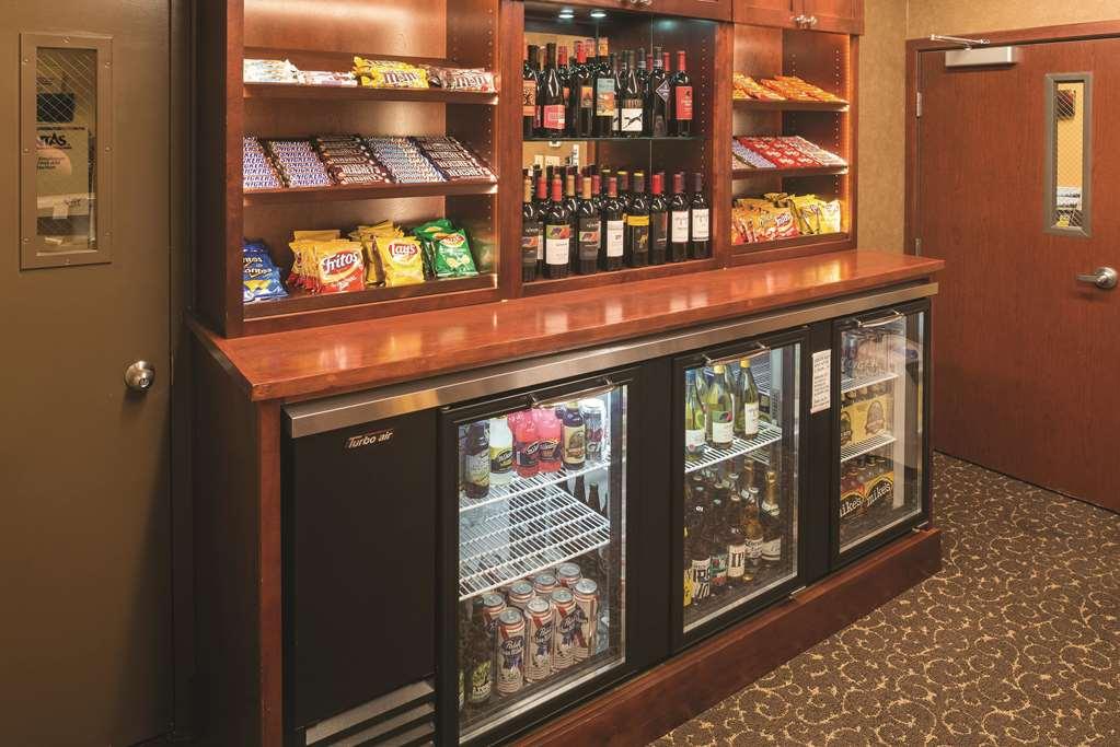 Best Western Plus Parkway Inn Wilsonville Exteriör bild