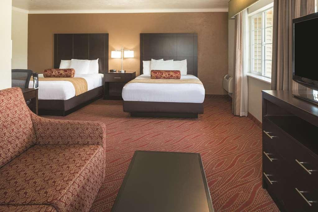 Best Western Plus Parkway Inn Wilsonville Exteriör bild